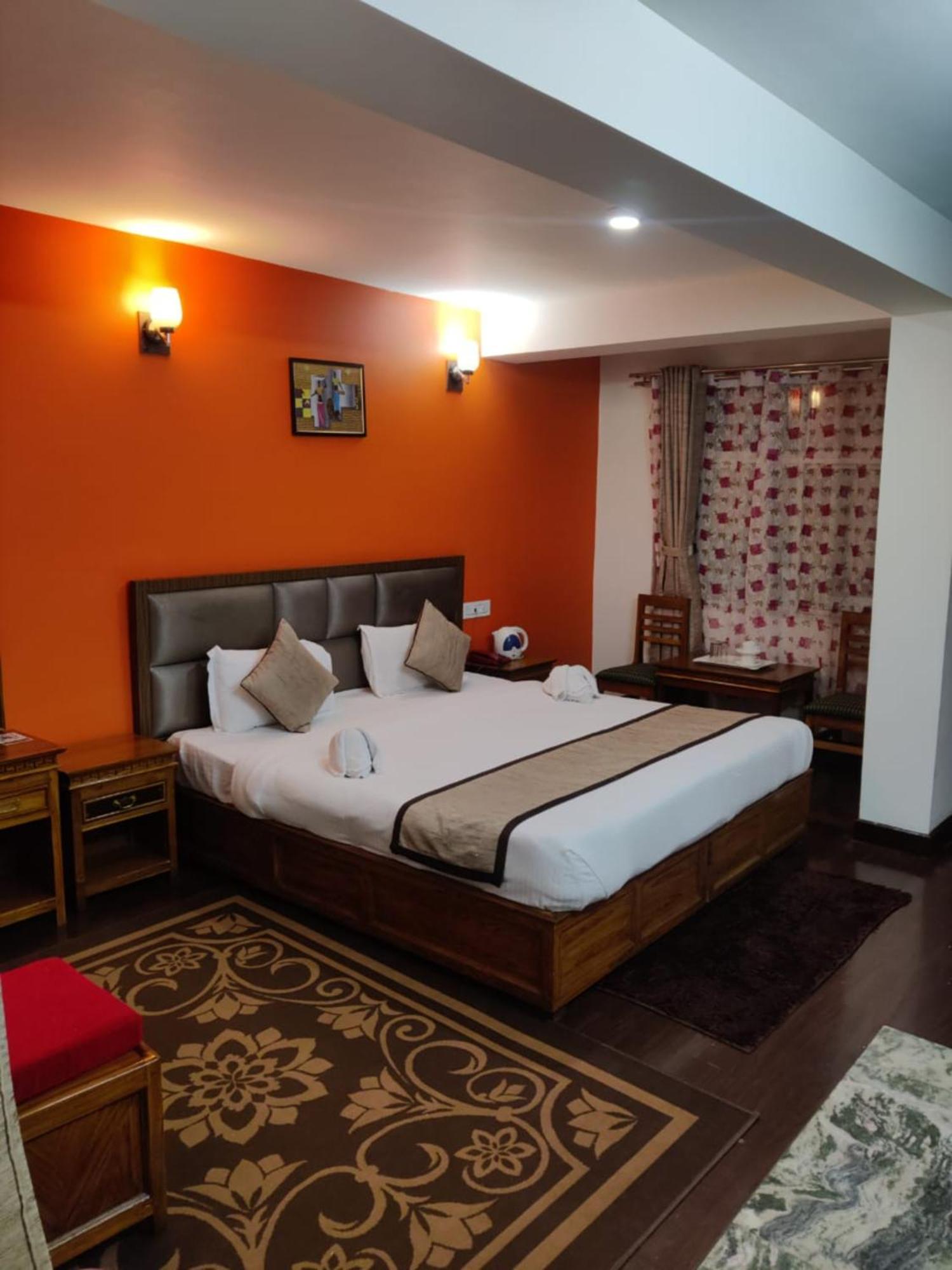 דרג'ילינג Goroomgo Kasturi Palace Darjeeling מראה חיצוני תמונה